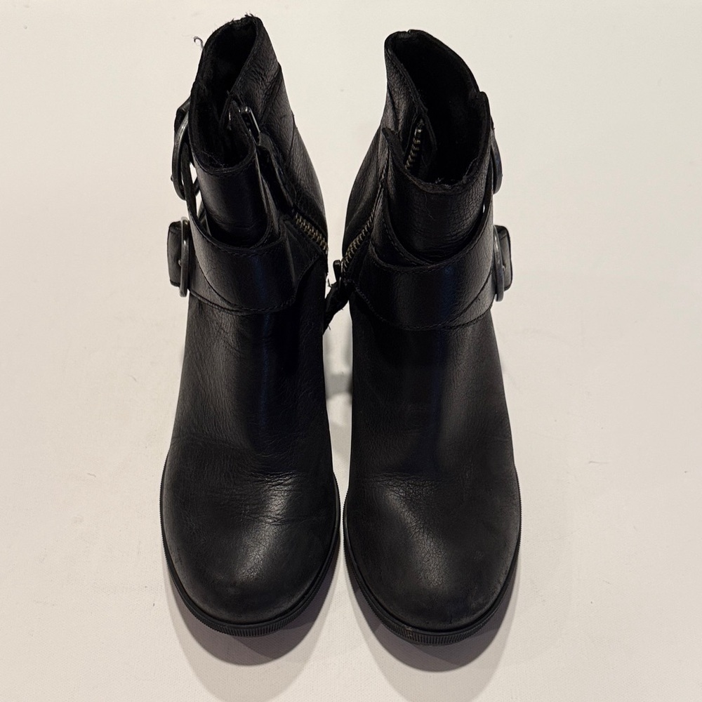 Sorel Black Leather Ankle Booties